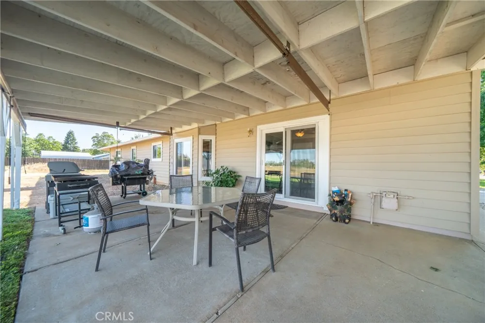 6679 Meadowlark Lane Anderson, CA 96007