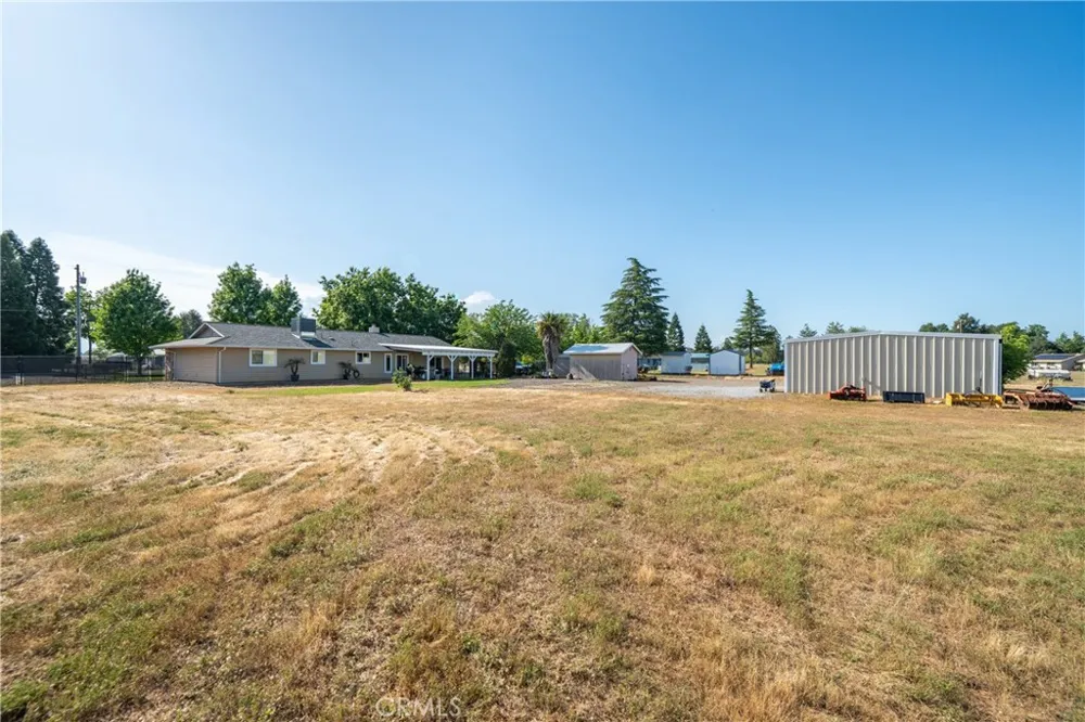 6679 Meadowlark Lane Anderson, CA 96007
