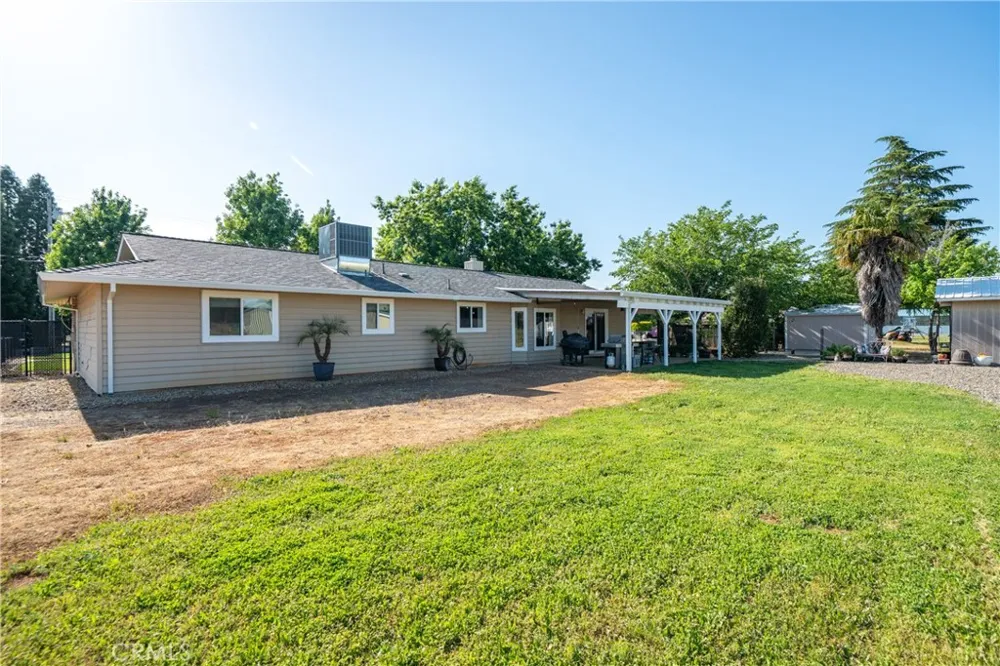 6679 Meadowlark Lane Anderson, CA 96007