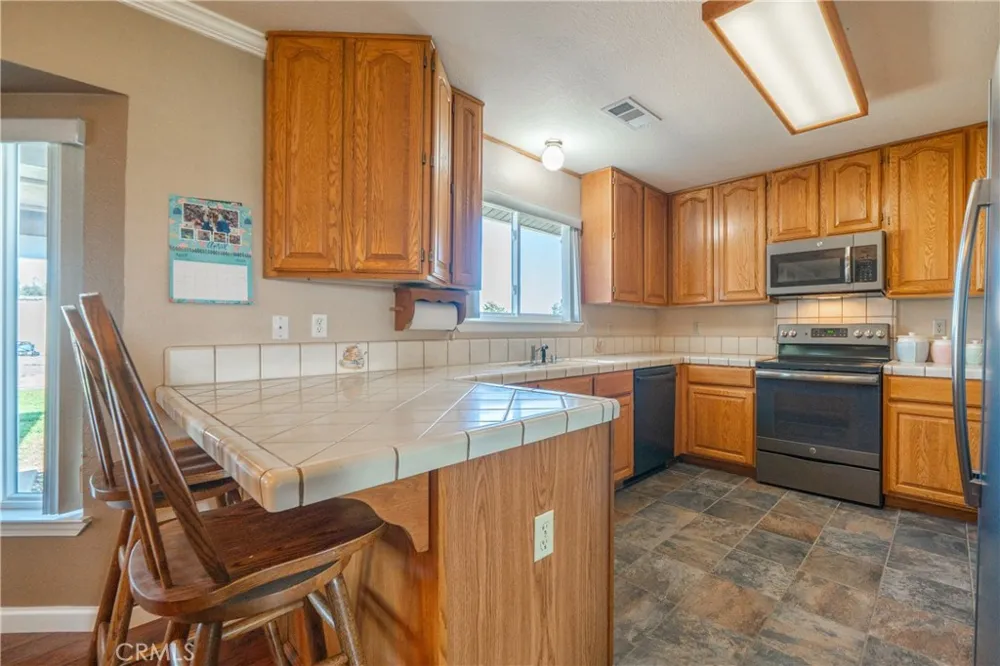 6679 Meadowlark Lane Anderson, CA 96007