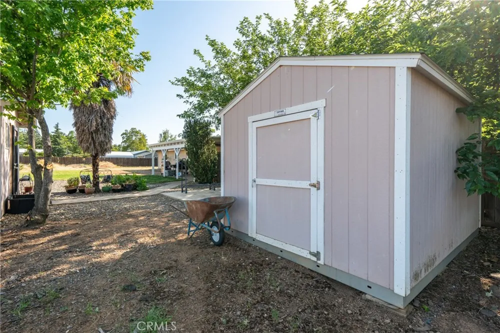 6679 Meadowlark Lane Anderson, CA 96007