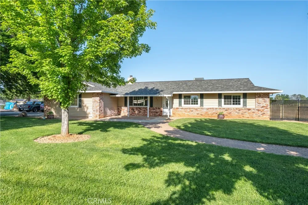 6679 Meadowlark Lane Anderson, CA 96007