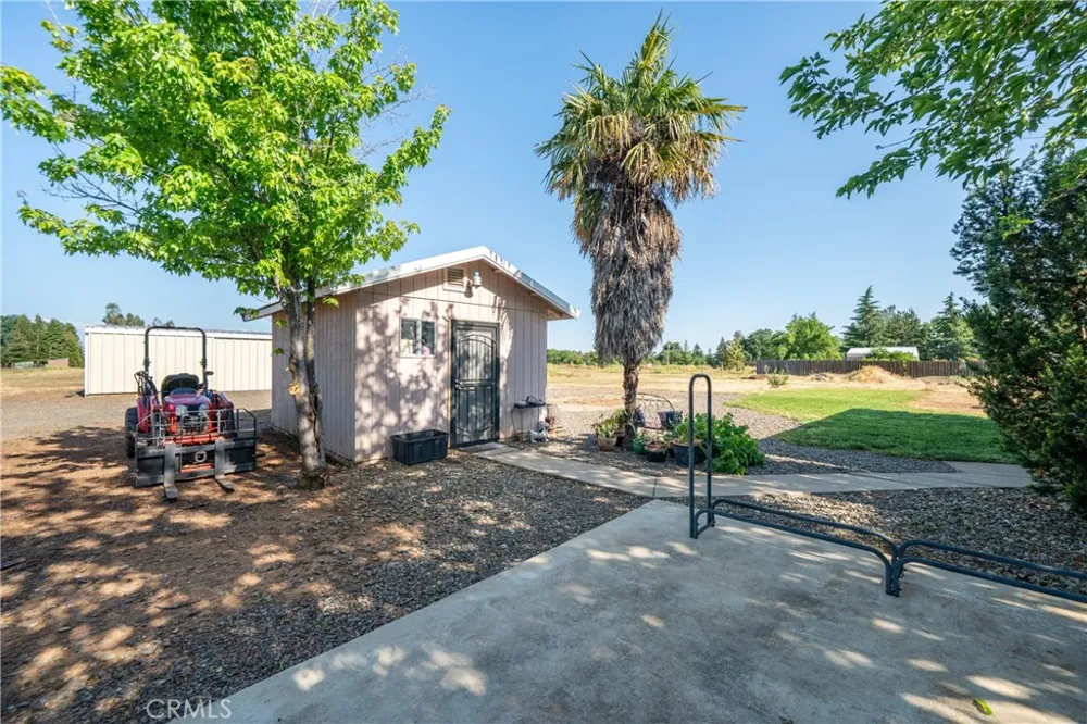 6679 Meadowlark Lane Anderson, CA 96007