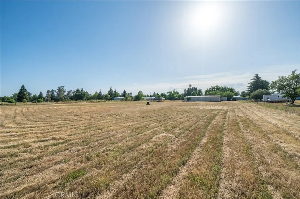 6679 Meadowlark Lane Anderson, CA 96007