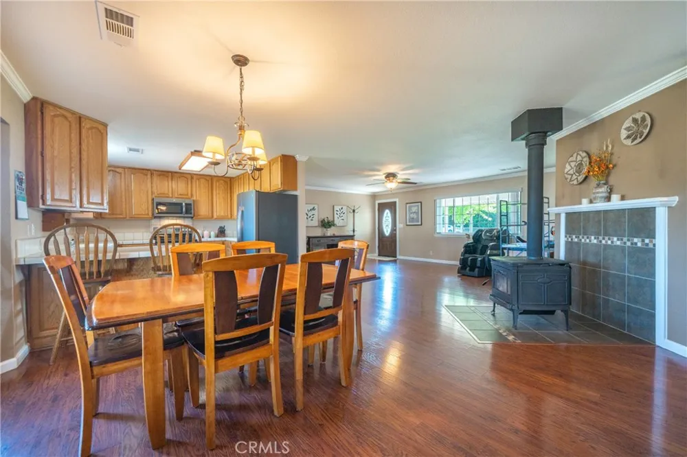 6679 Meadowlark Lane Anderson, CA 96007