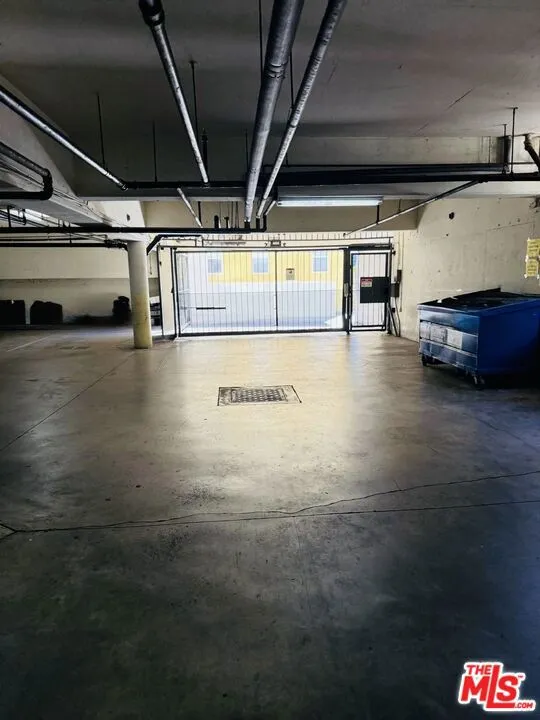360 S Kenmore Avenue #305 Los Angeles, CA 90020