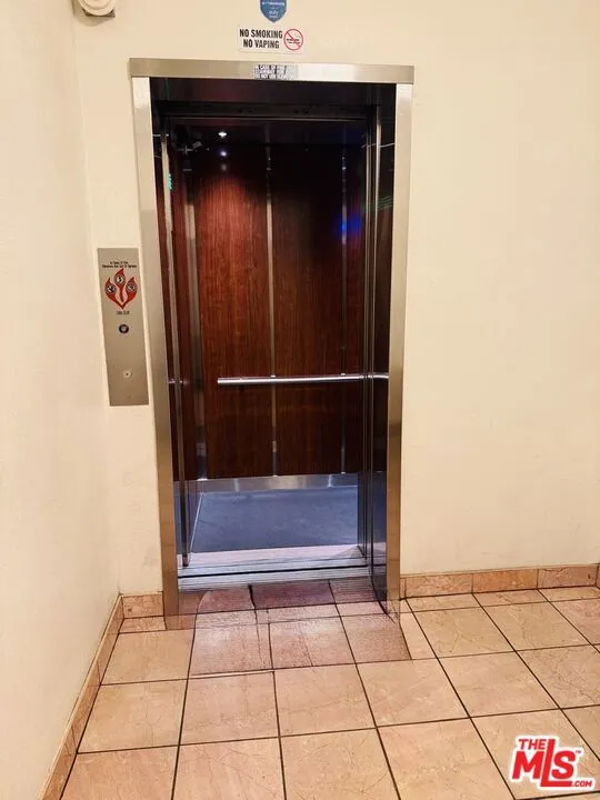360 S Kenmore Avenue #305 Los Angeles, CA 90020