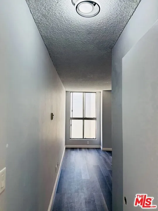 360 S Kenmore Avenue #305 Los Angeles, CA 90020