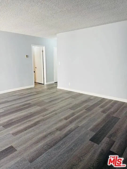 360 S Kenmore Avenue #305 Los Angeles, CA 90020
