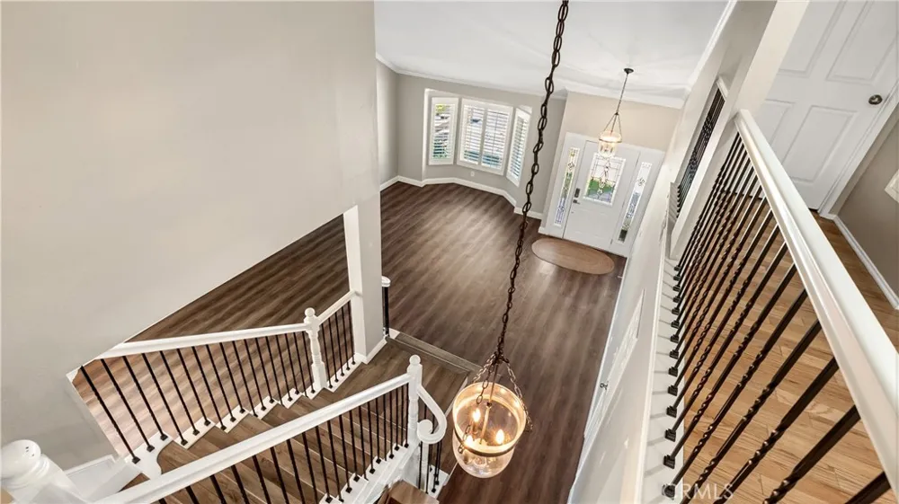 20416 Samual Saugus, CA 91350