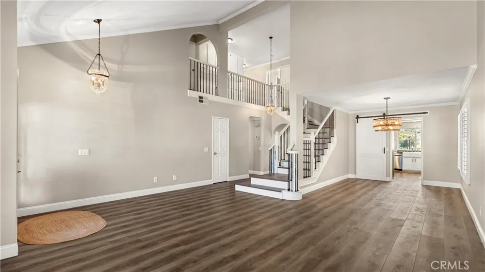 20416 Samual Saugus, CA 91350