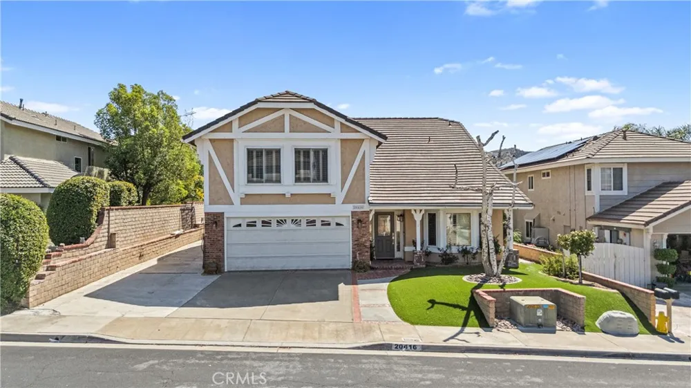 20416 Samual Saugus, CA 91350
