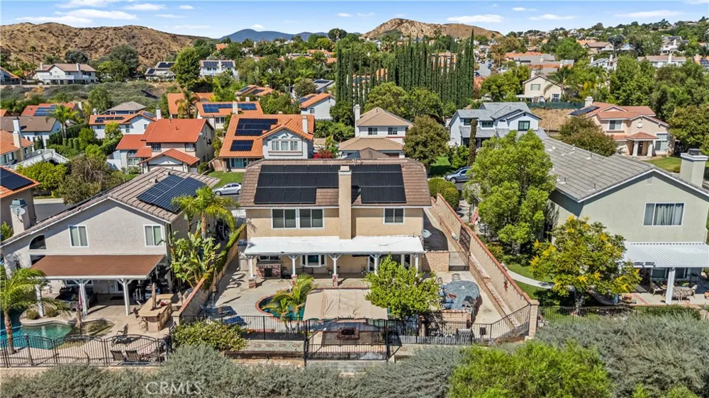 20416 Samual Saugus, CA 91350