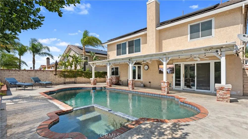 20416 Samual Saugus, CA 91350