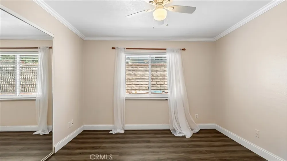 20416 Samual Saugus, CA 91350