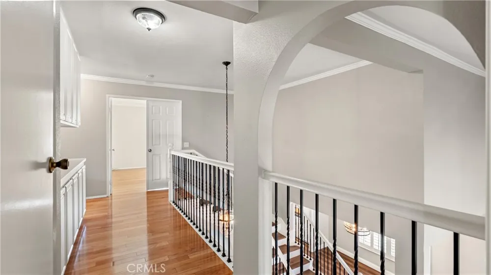 20416 Samual Saugus, CA 91350