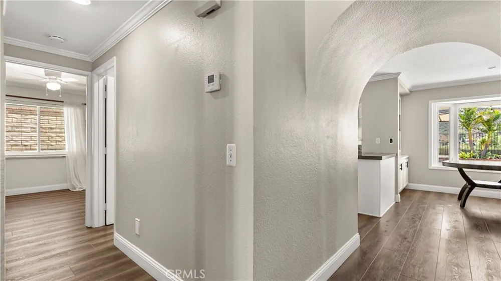 20416 Samual Saugus, CA 91350