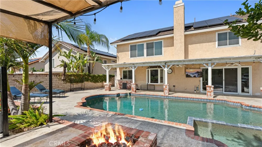 20416 Samual Saugus, CA 91350