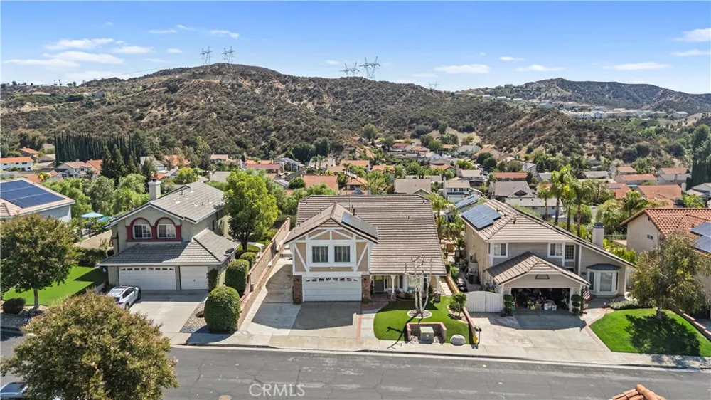 20416 Samual Saugus, CA 91350