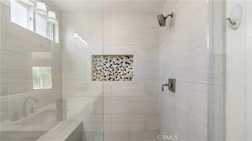 20416 Samual Saugus, CA 91350