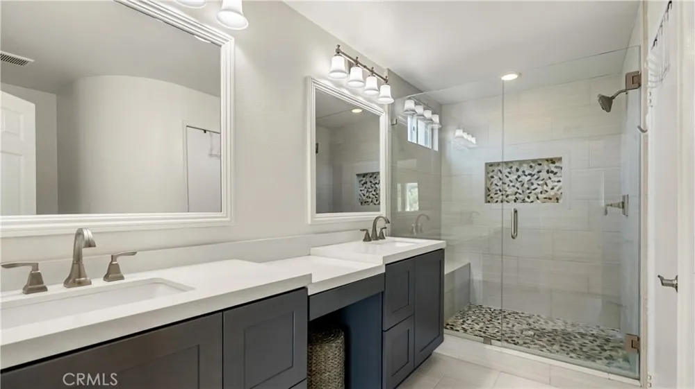 20416 Samual Saugus, CA 91350