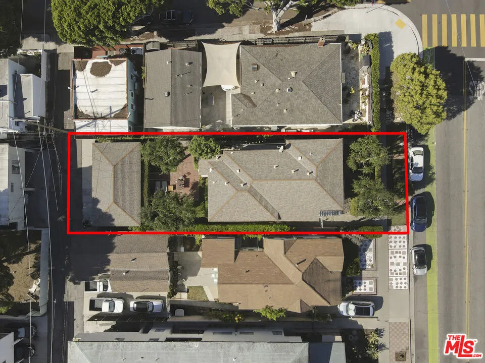 2440 Arizona Avenue Santa Monica, CA 90404