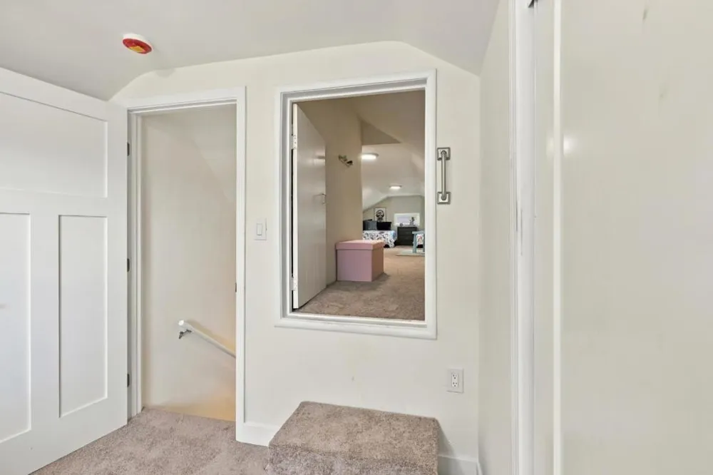 1121 Elmer Street Belmont, CA 94002