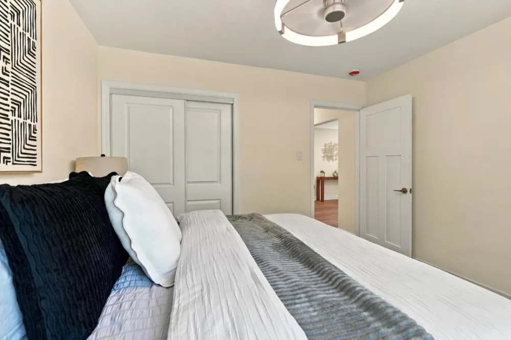 1121 Elmer Street Belmont, CA 94002
