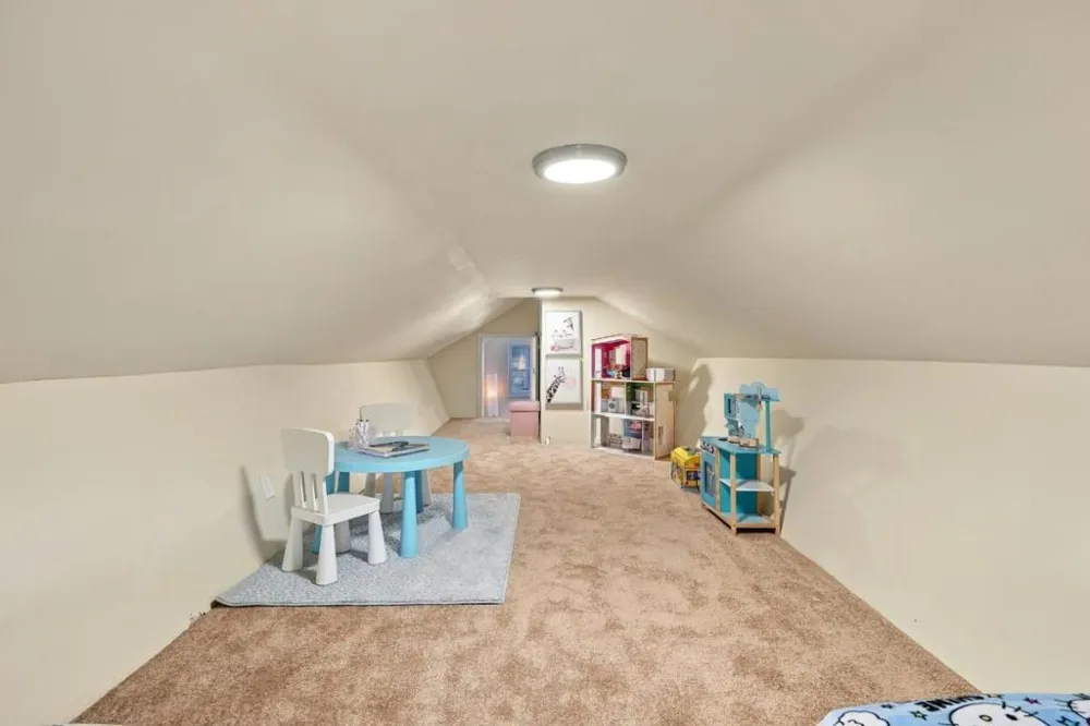 1121 Elmer Street Belmont, CA 94002