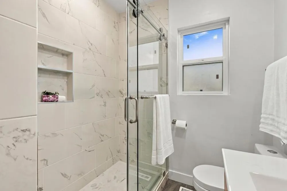 1121 Elmer Street Belmont, CA 94002