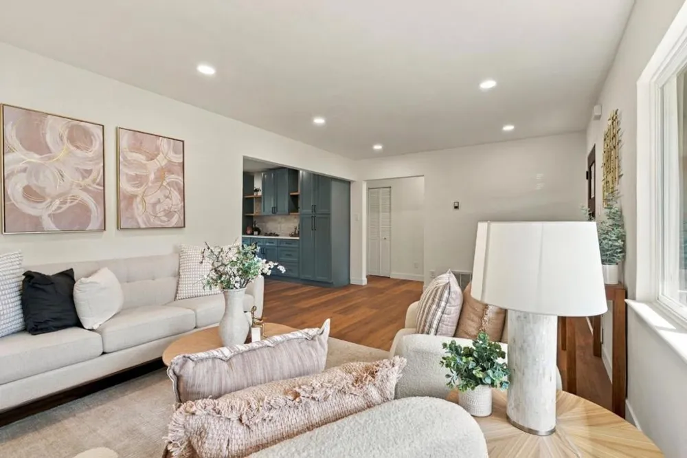 1121 Elmer Street Belmont, CA 94002