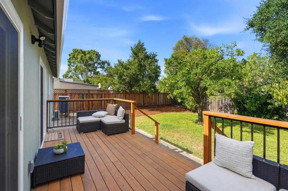 1121 Elmer Street Belmont, CA 94002