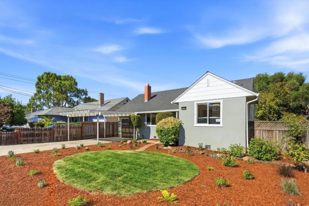 1121 Elmer Street Belmont, CA 94002