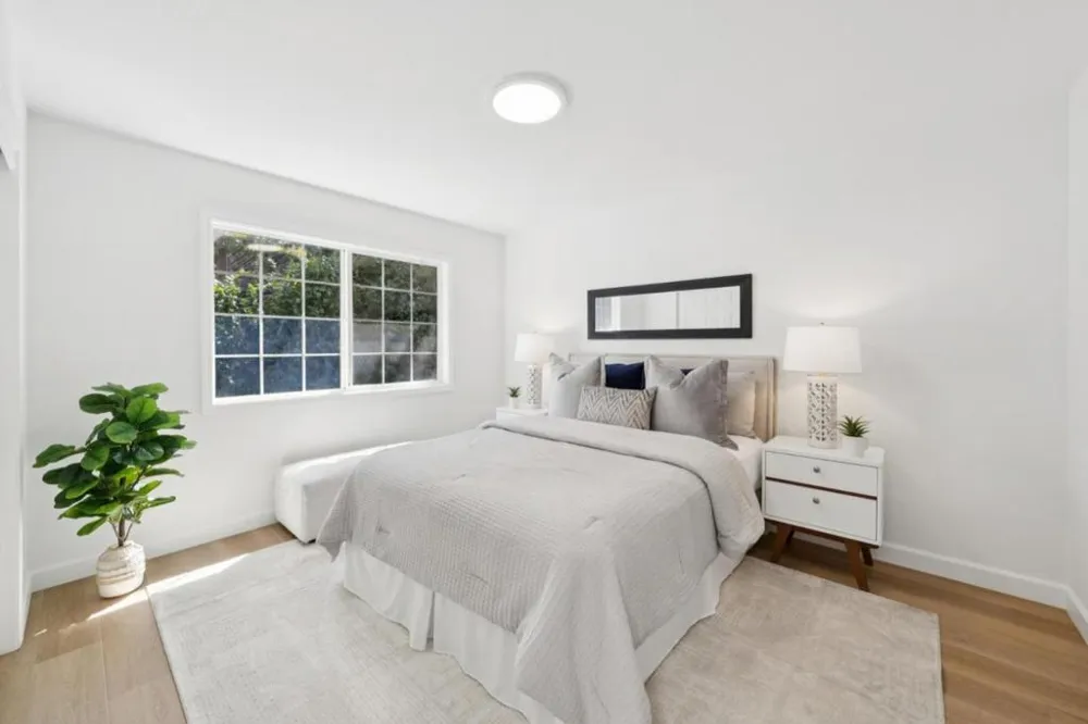 2068 Cynthia Way Los Altos, CA 94024