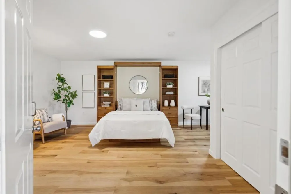 2068 Cynthia Way Los Altos, CA 94024