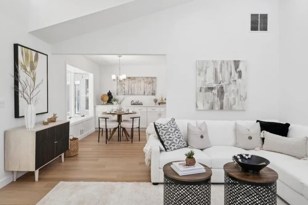 2068 Cynthia Way Los Altos, CA 94024