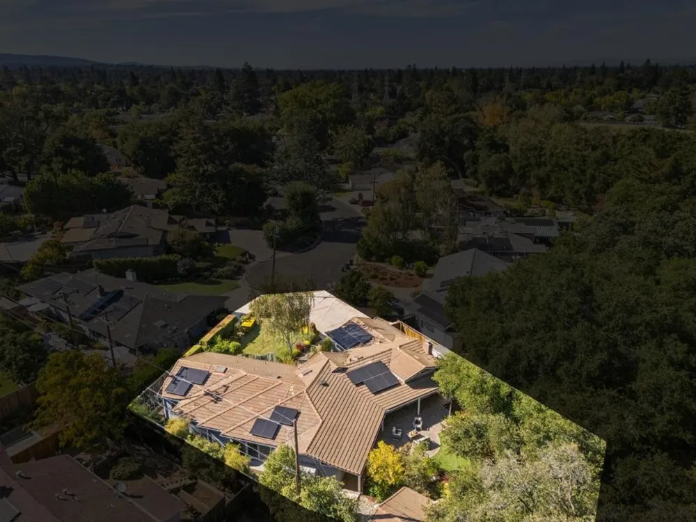 2068 Cynthia Way Los Altos, CA 94024