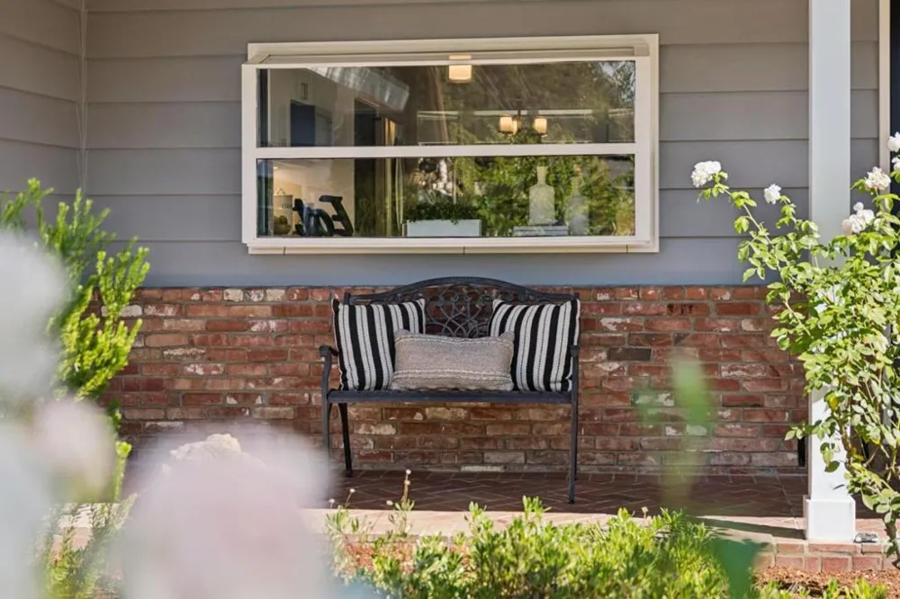 2068 Cynthia Way Los Altos, CA 94024