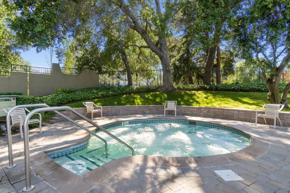 833 Humboldt Street #210 San Mateo, CA 94401