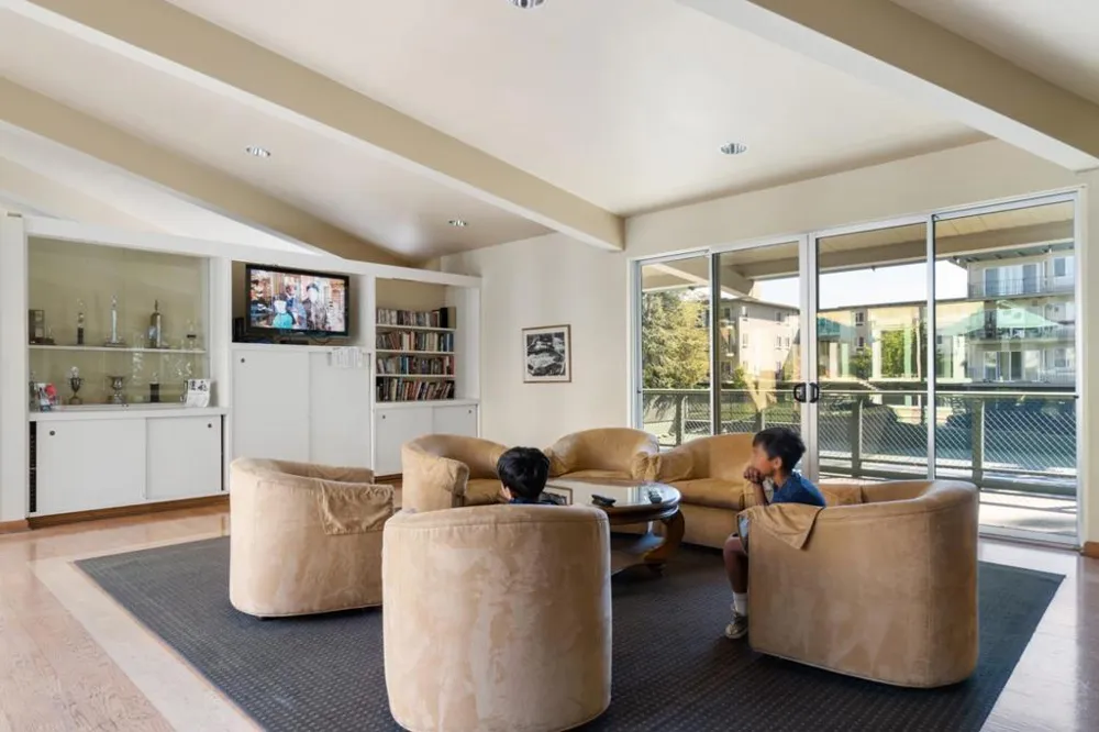 833 Humboldt Street #210 San Mateo, CA 94401