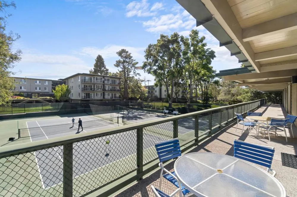 833 Humboldt Street #210 San Mateo, CA 94401