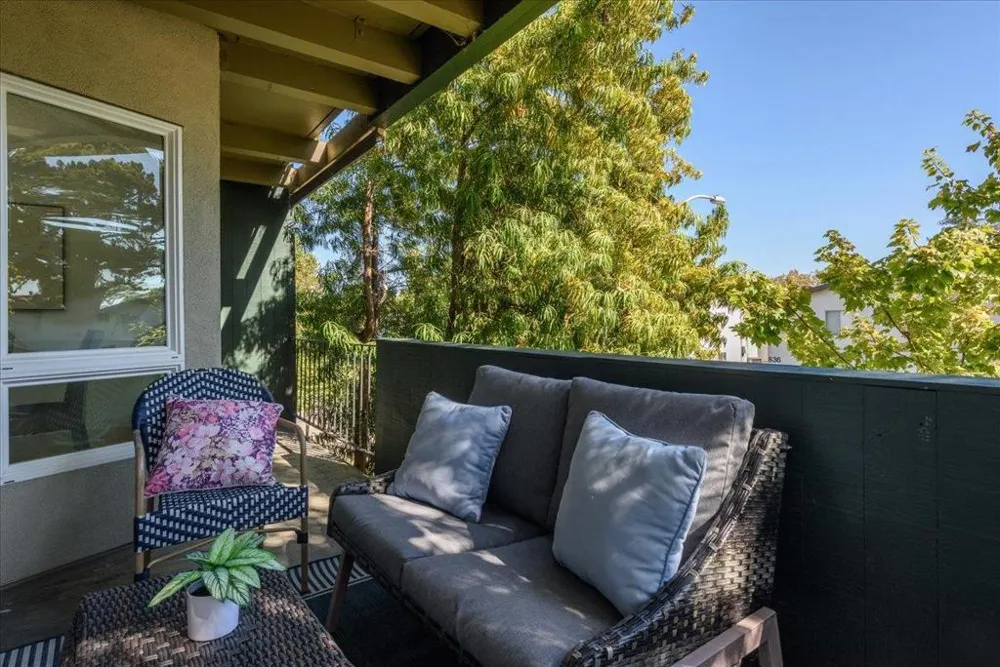 833 Humboldt Street #210 San Mateo, CA 94401