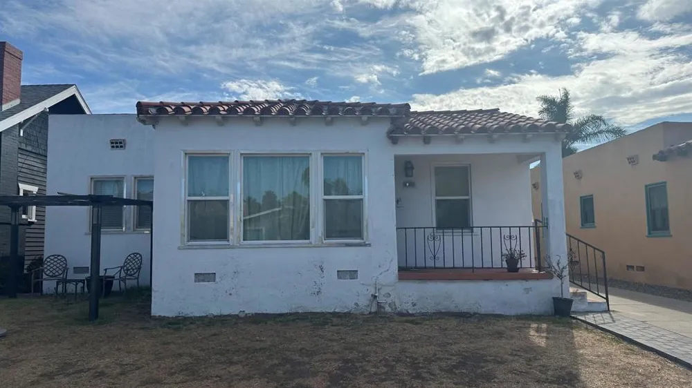 4611 Mississippi st. San Diego, CA 92116