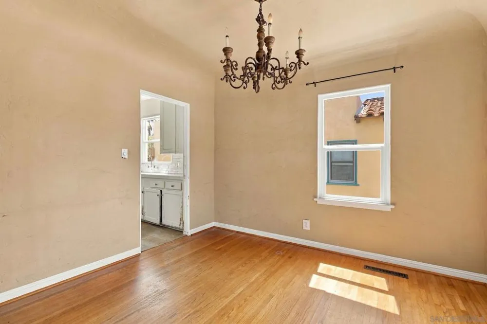 4611 Mississippi st. San Diego, CA 92116