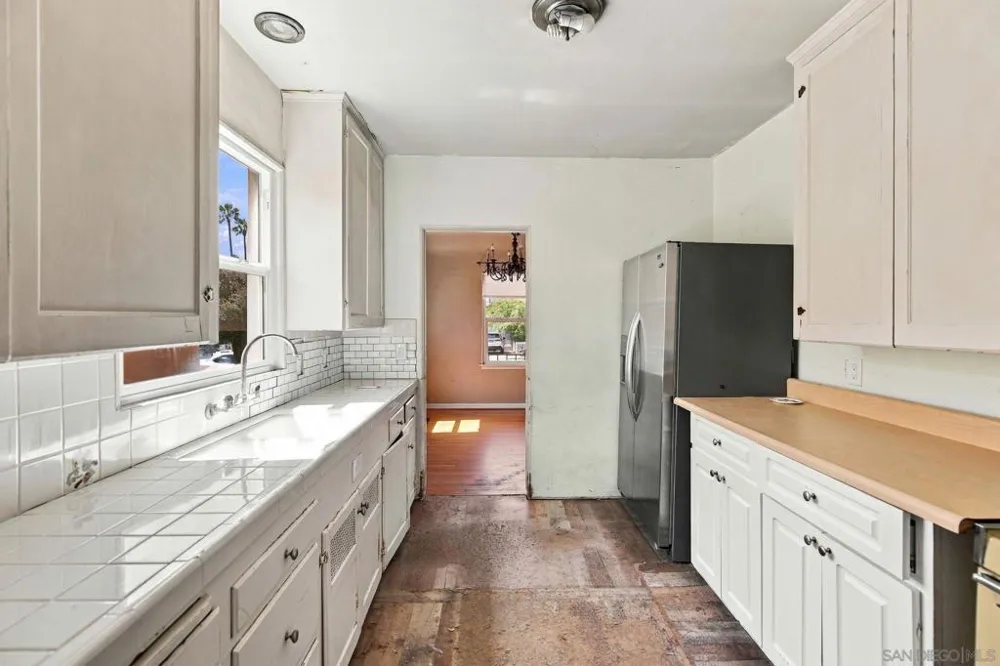 4611 Mississippi st. San Diego, CA 92116