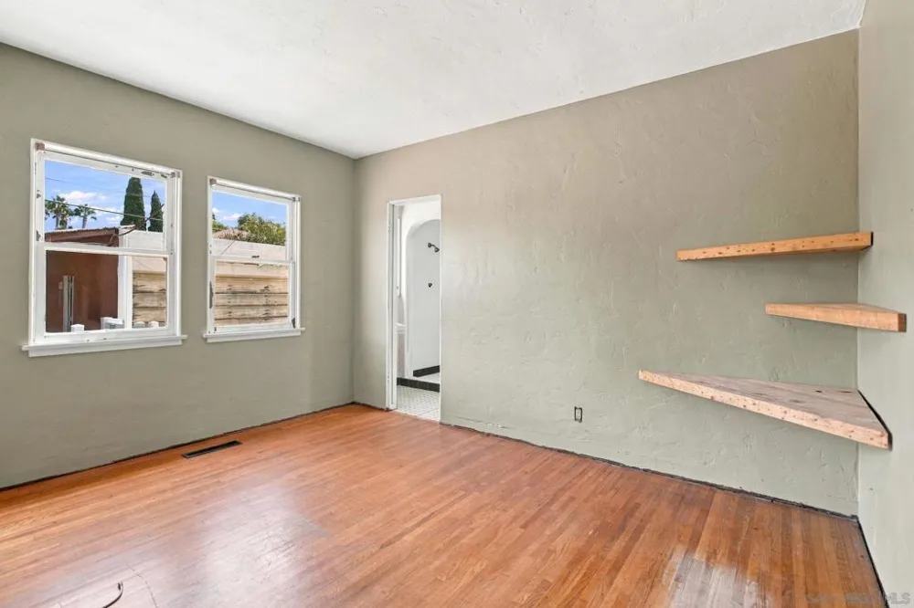 4611 Mississippi st. San Diego, CA 92116