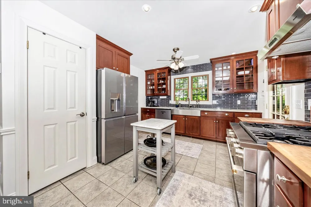15810 SPADE ROAD Hagerstown, MD 21740