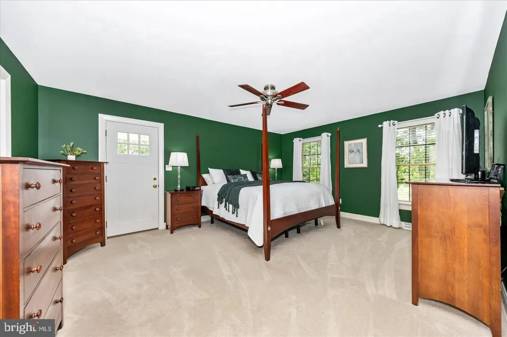 15810 SPADE ROAD Hagerstown, MD 21740