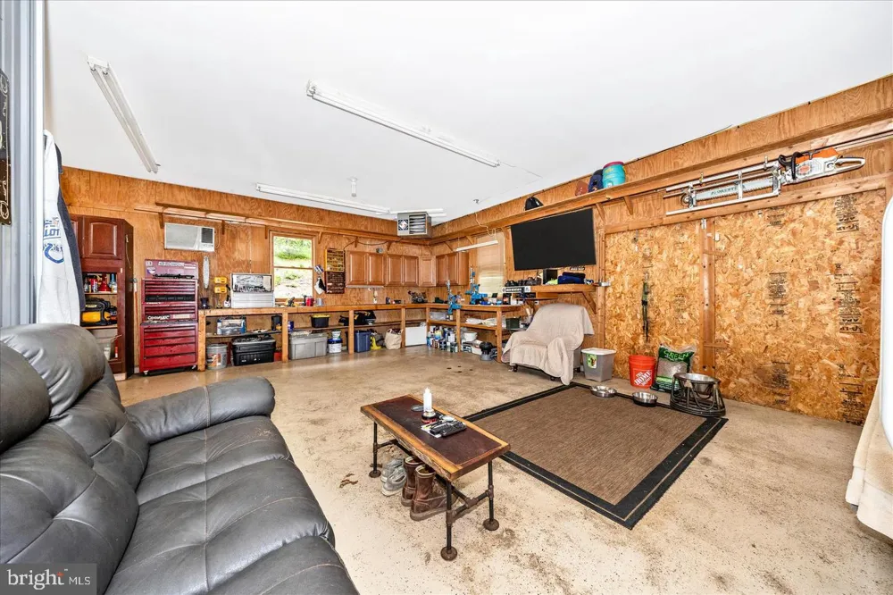 15810 SPADE ROAD Hagerstown, MD 21740