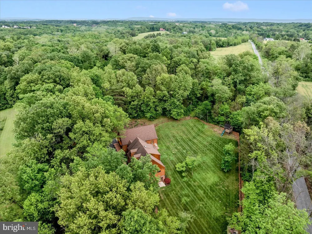 15810 SPADE ROAD Hagerstown, MD 21740
